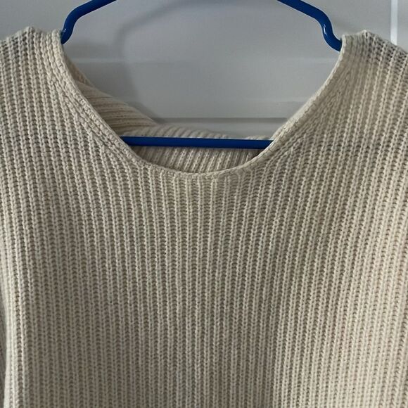 Theory Cream Colored Cashmere Twylina Open Back Sweater - Picture 2 of 6